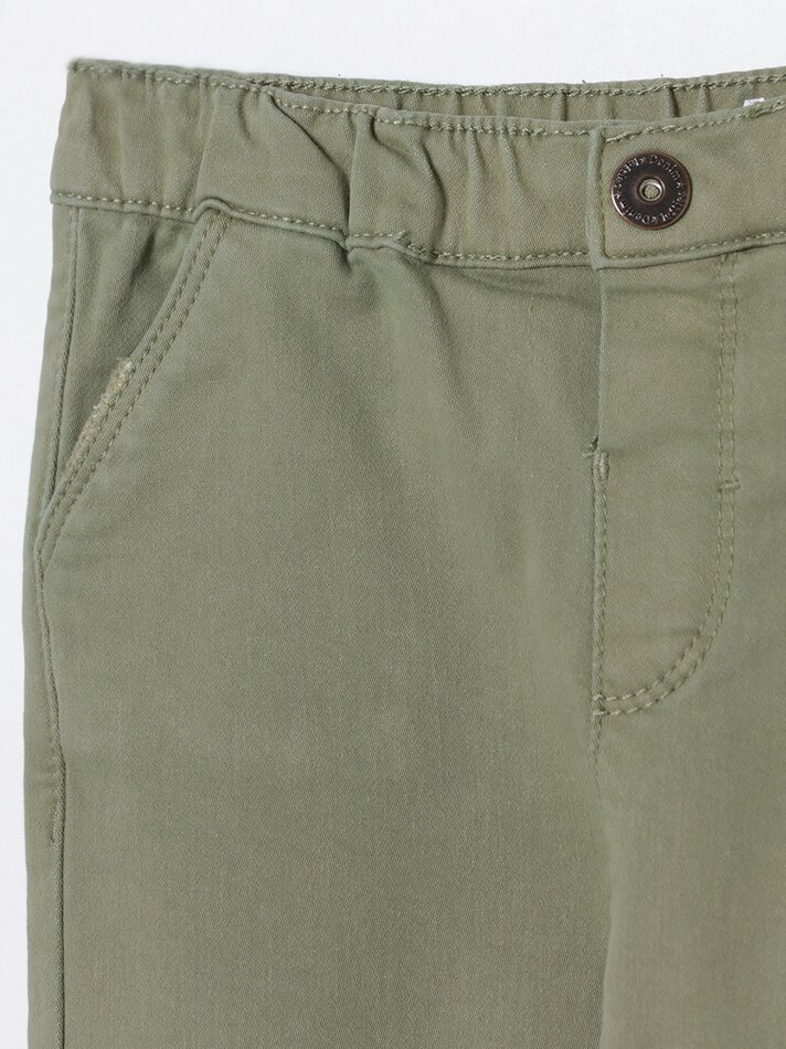 Calça jeans jogger confortável - cáqui claro