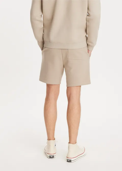 Basic sweat short zand (ZND.L)