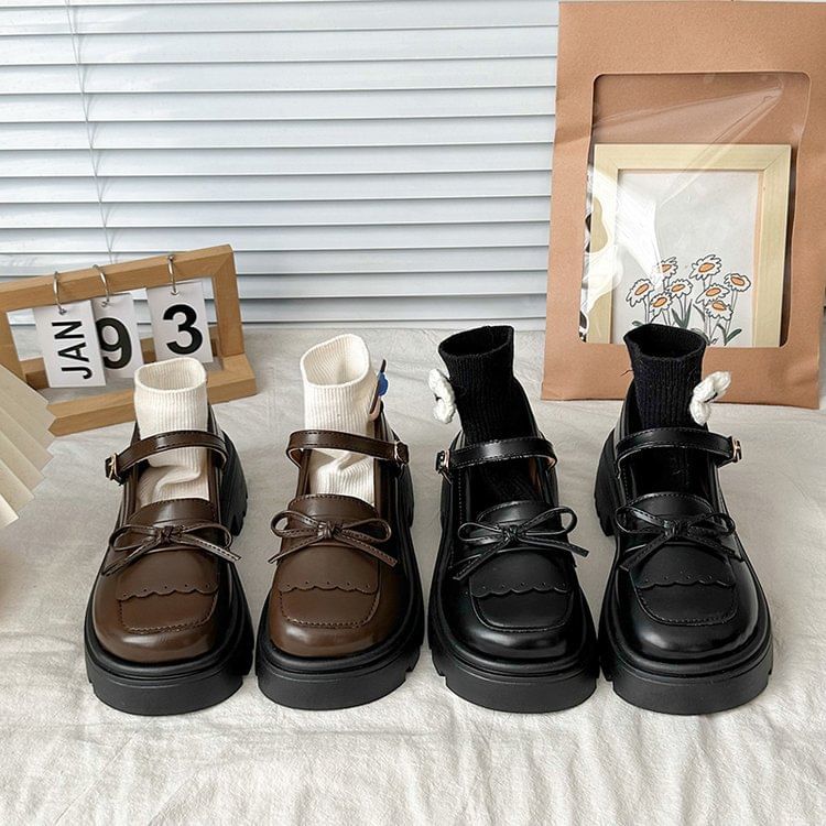 Gordong - Mary Jane pumps met strik en dikke hak