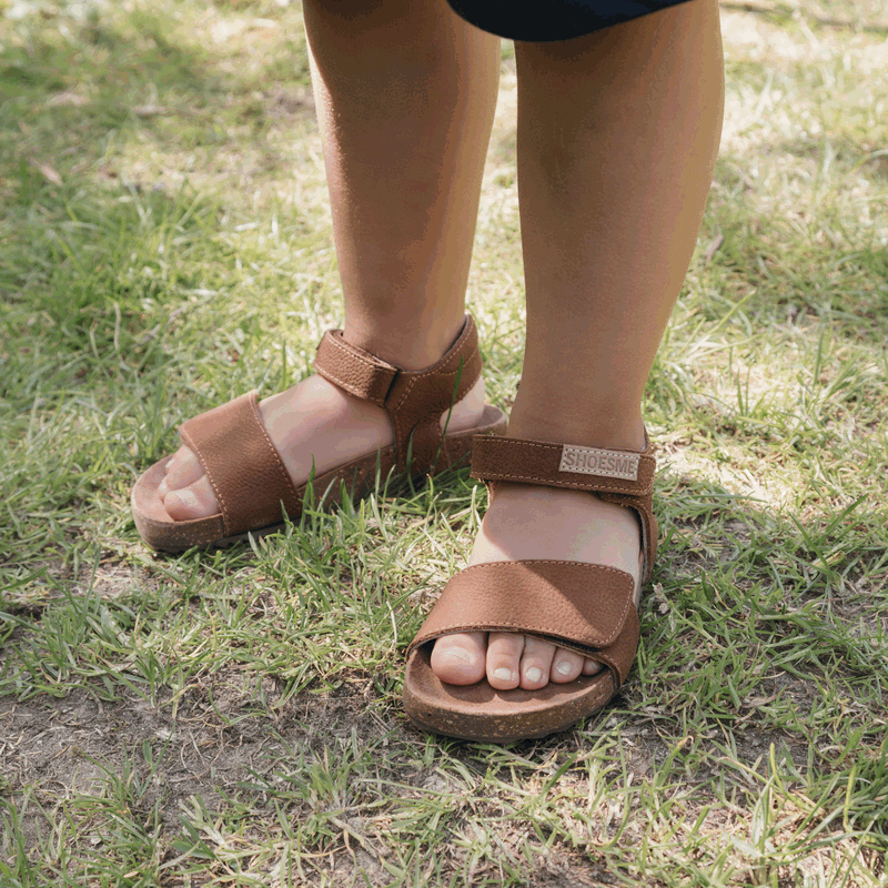 Shoesme braune Sandale mit breitem Riemen
