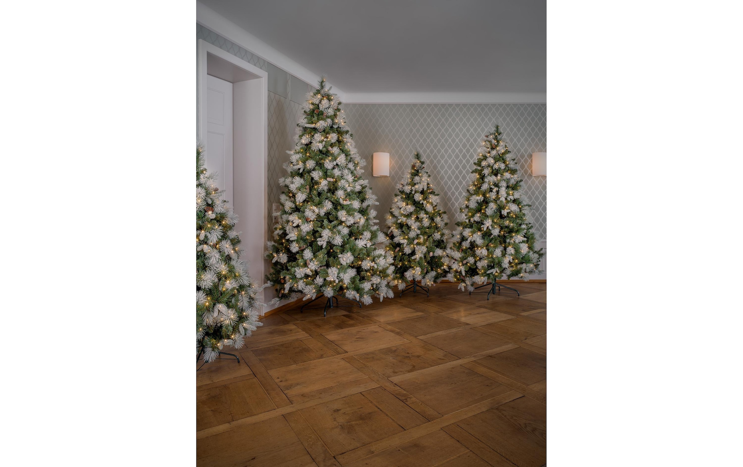 STT LED Baum »Frosted 600 LEDs« Warmweiss