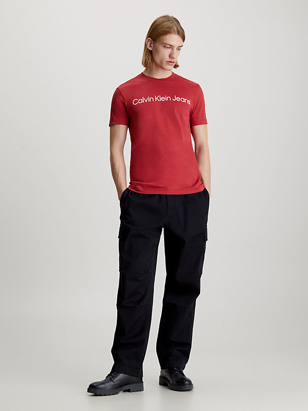 Camiseta slim fit com logo