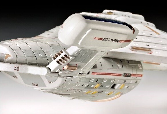 Revell - U.S.S. Voyager Modelrumskib - 1:670 - Level 4 - 04992