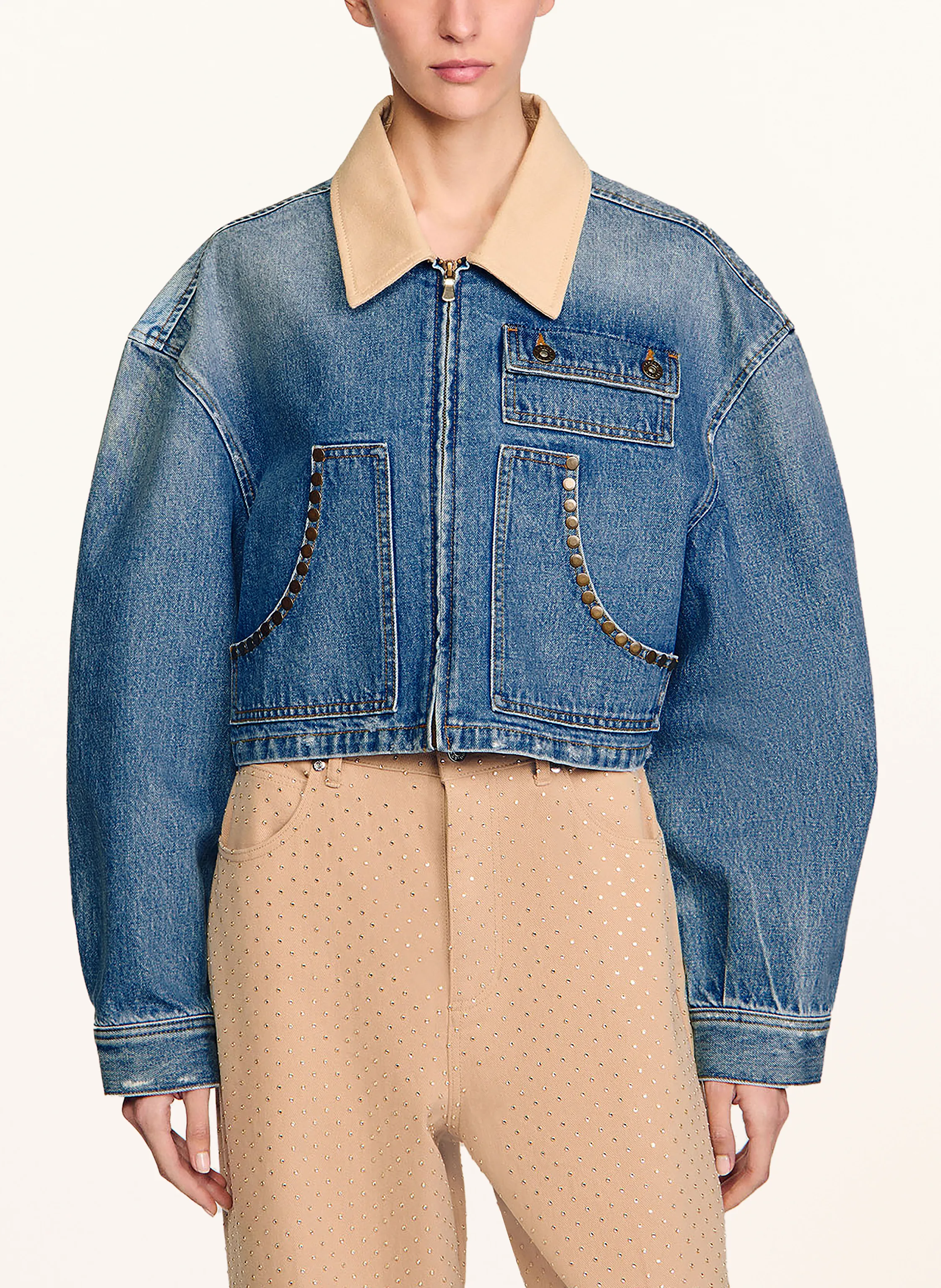 SANDRO Jeansjacke mit Schmucksteinen