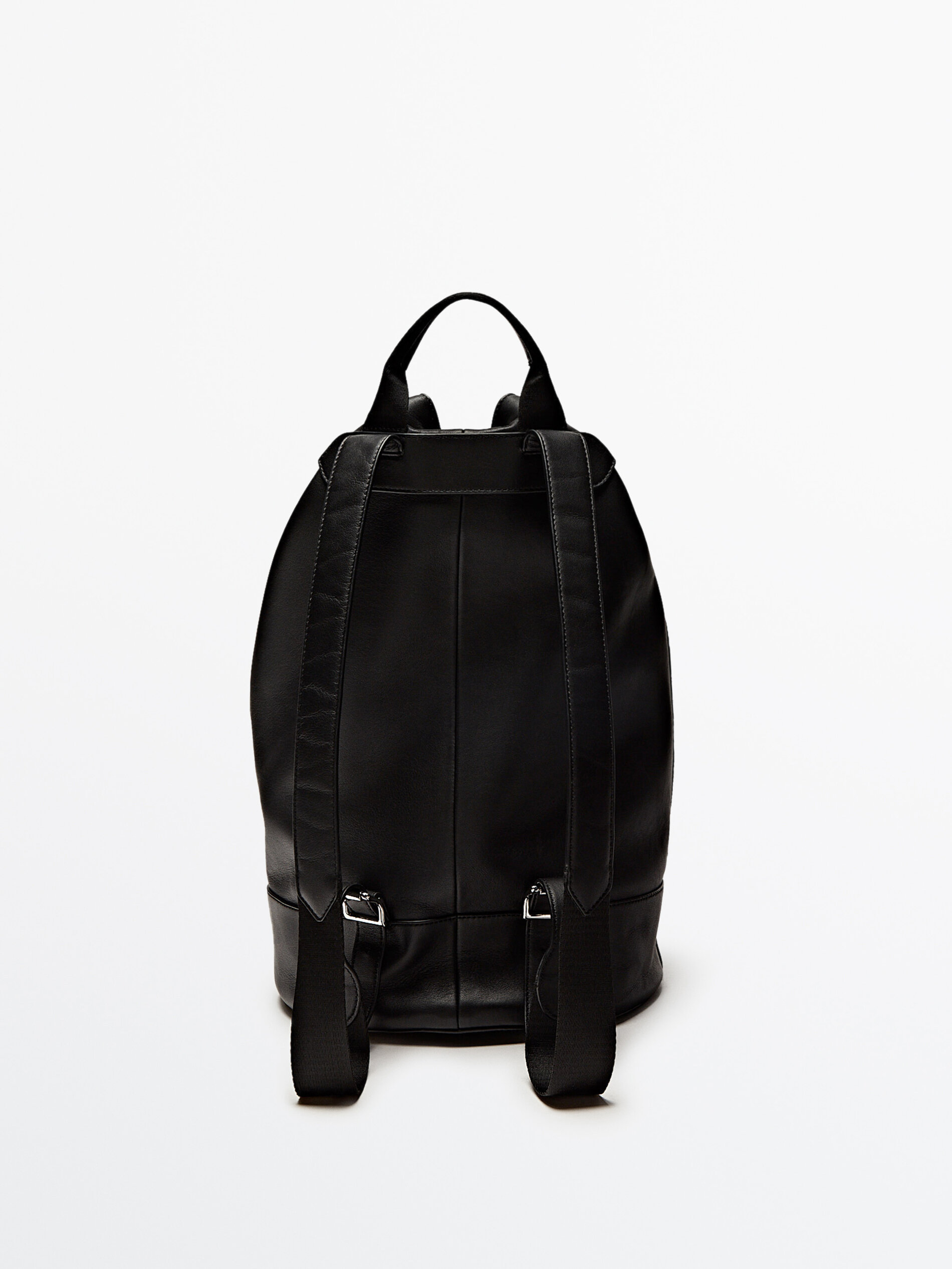 capa negra piel - NEGRO