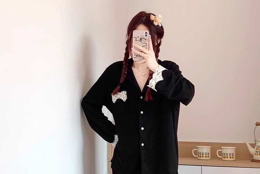 GOUB - Pyjamaset: top met lange mouwen en knoopjes + broek
