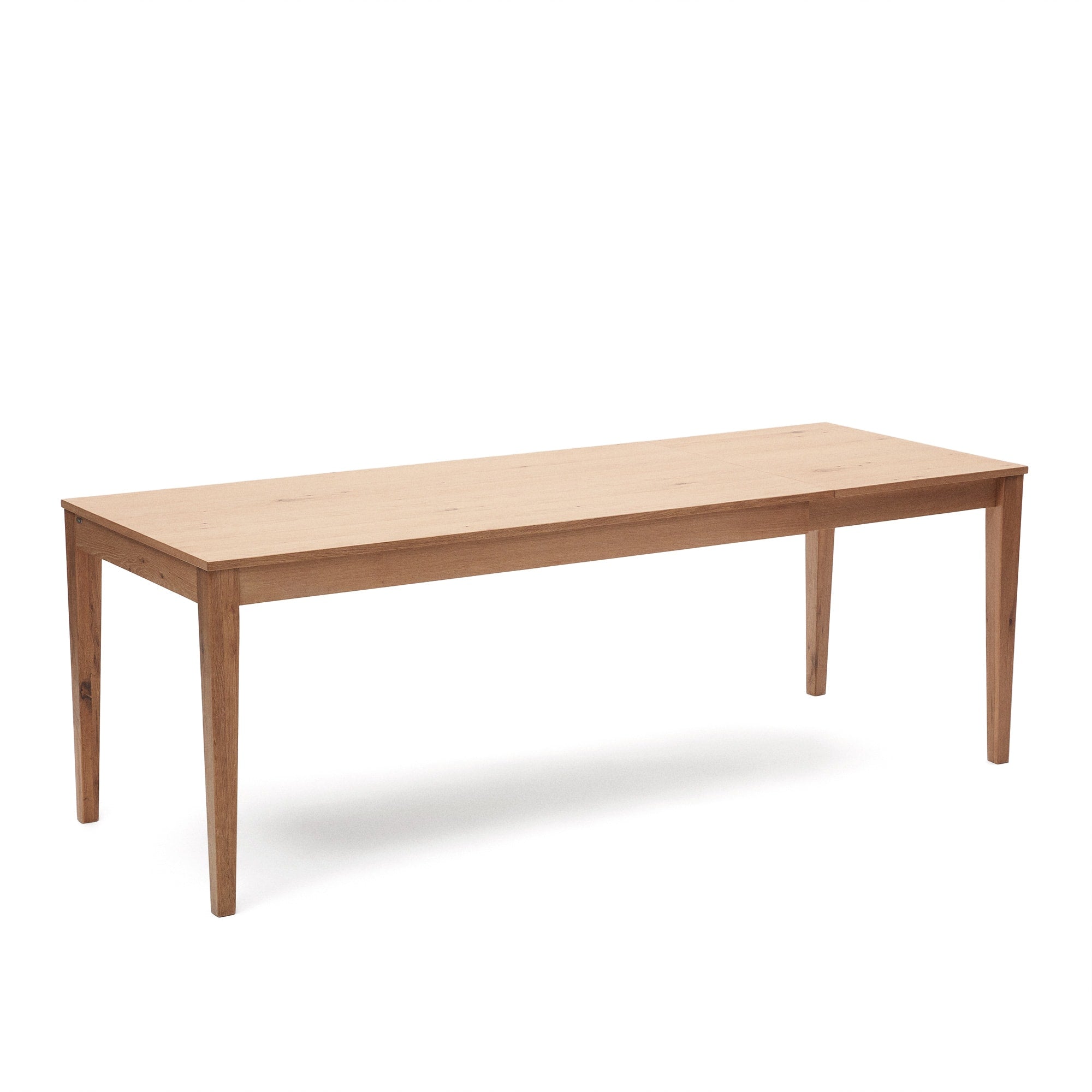 Kave Home - Yain uitschuifbare tafel in eikenfineer en massief eiken