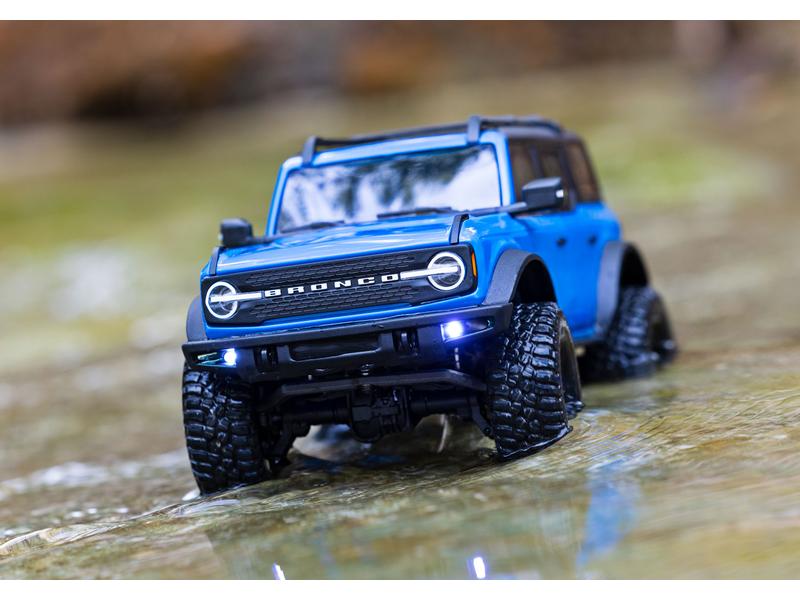 Traxxas Scale Crawler TRX-4M Ford Bronco 21 Blau, RTR, 1:18 TRX-4 Performance im Mini-Format