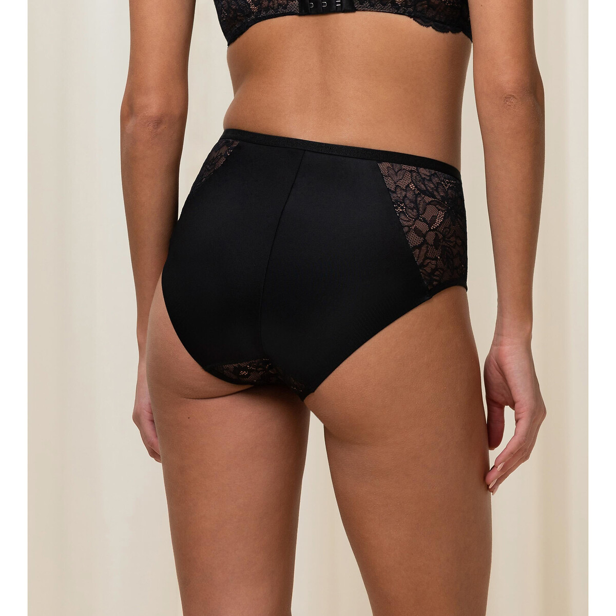 TRIUNFO<br>Vestido longo Amourette Charm