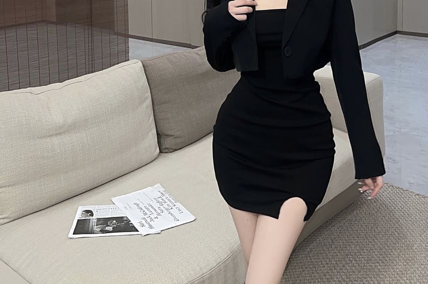 Hazie - Set: Effen cropped blazer met één knoop + spaghettibandjes mini-bodyconjurk met zijsplit