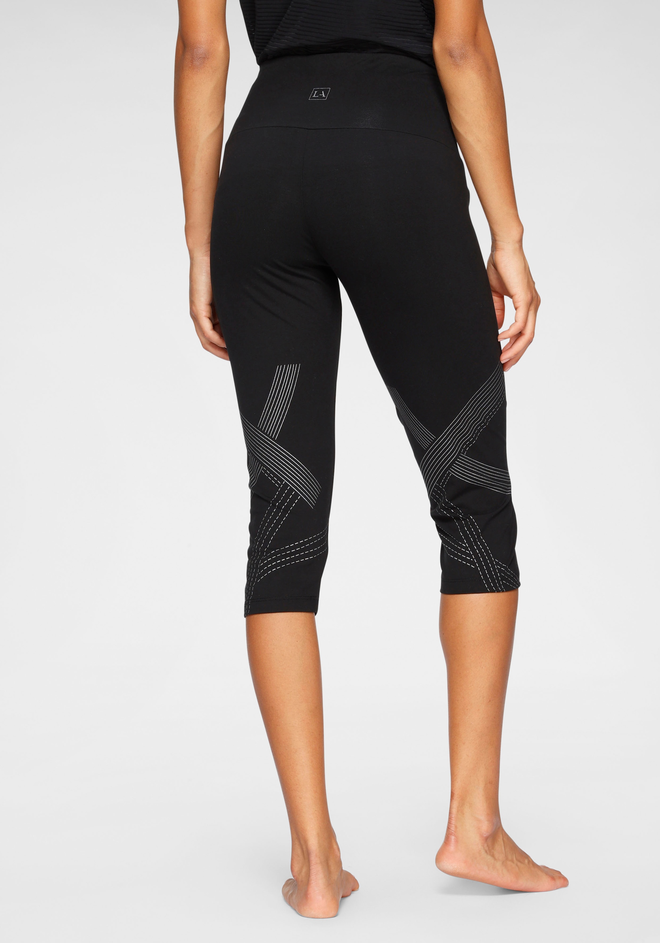 LASCANA ACTIVE Caprileggings  mit optischen Reflektortprint und Handytasche