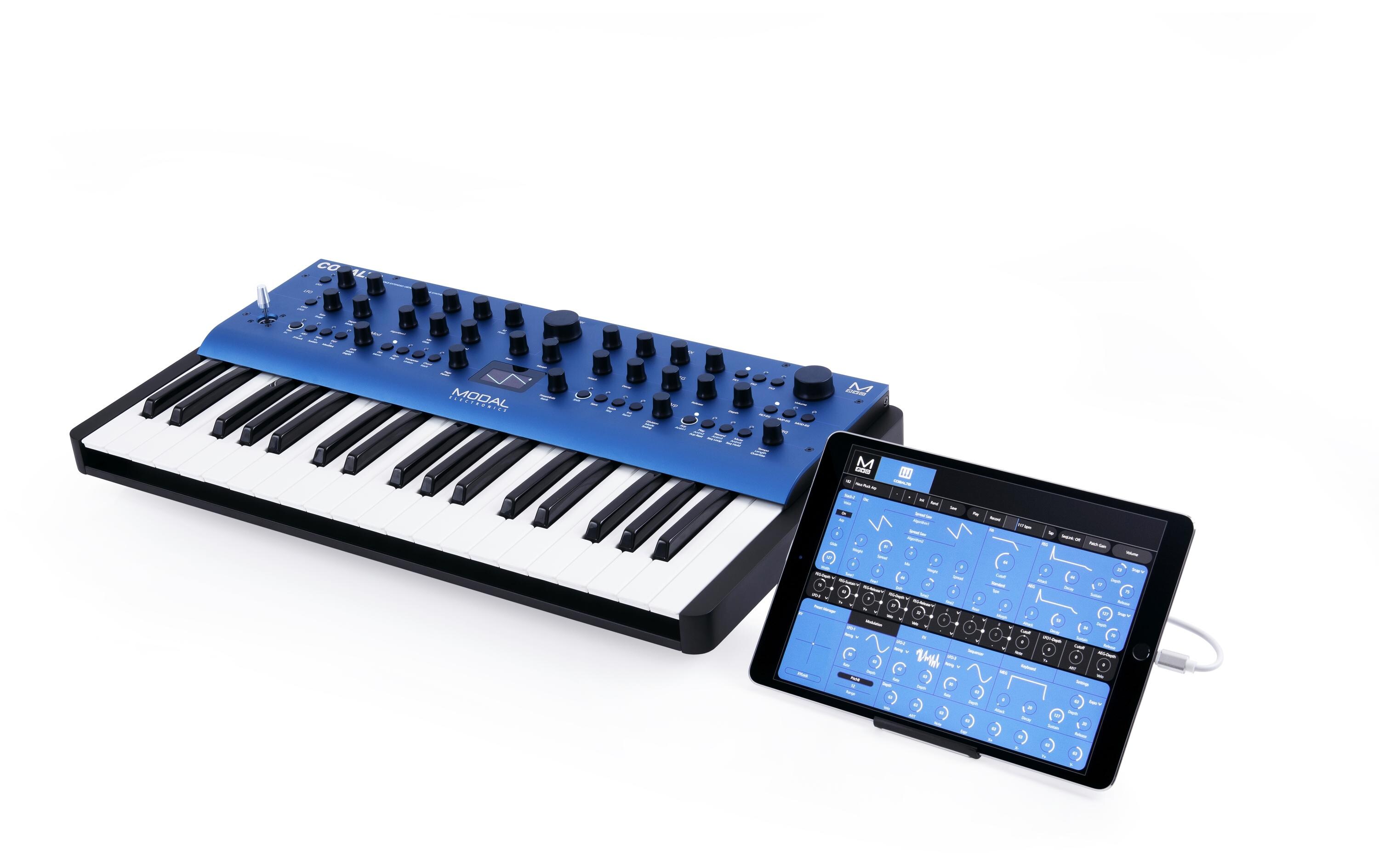 Synthesizer Cobalt8<br>8-stimmiger erweiterter virtuell-analoger Synthesizer mit 37-Tasten-Tastatur