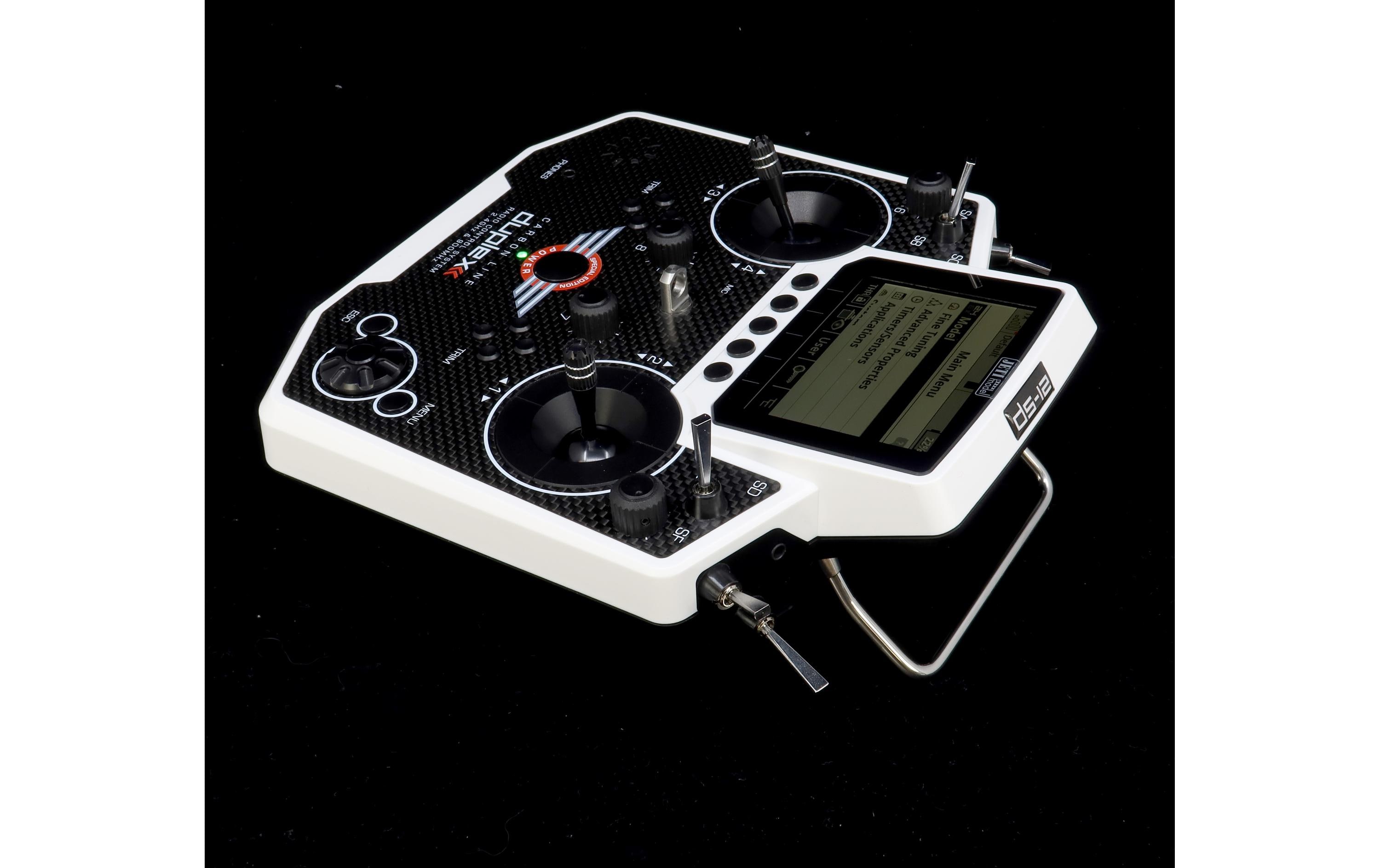 Fernsteuerung Duplex DS-12 Carbon White 2024 + R9 Empfänger<br>Handlicher Jeti Duplex 2.4 GHz Sender in «Special Edition» Ausführung