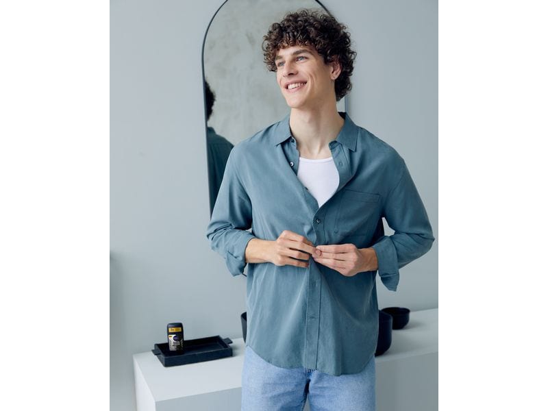 NIVEA MEN Deo Roll-on On Derma Control Sensitive 50 ml Deo bietet zuverlässigen Schutz und Pflege für empfindliche Achselhaut