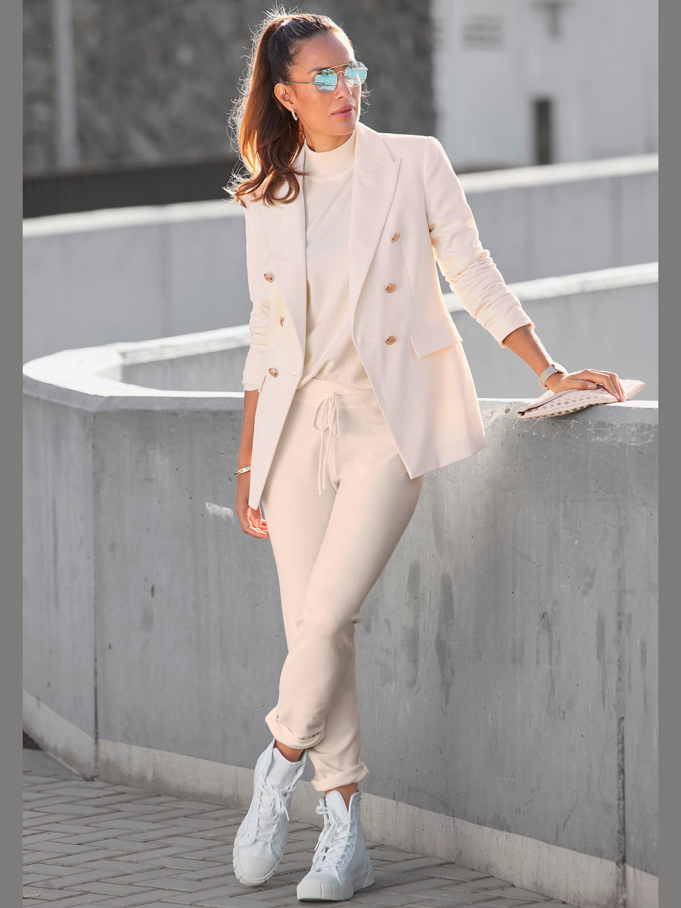 Pull en tricot avec petit col montant