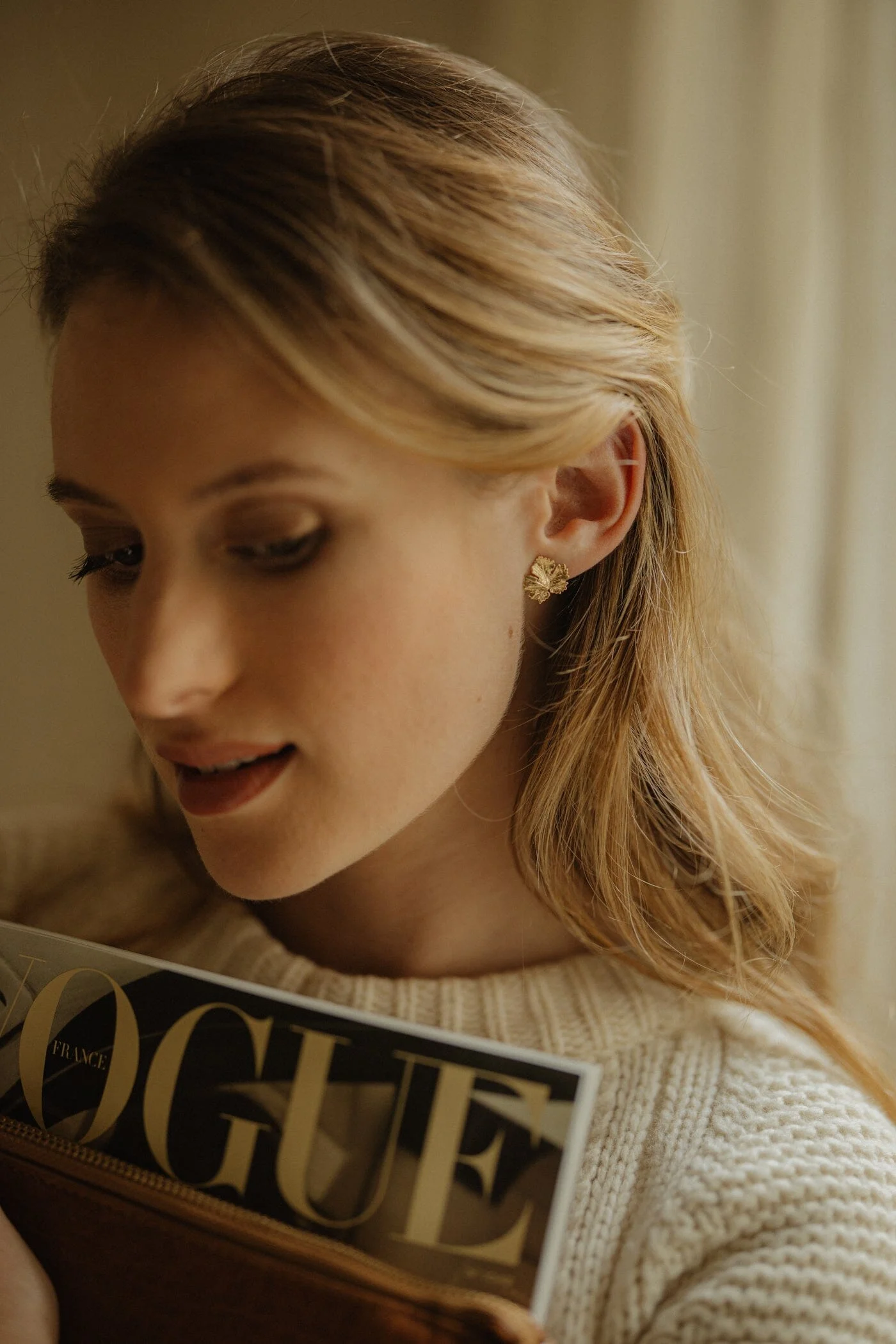HÉRA - Boucles d'oreilles puces feuilles doré à l'or fin | Doré