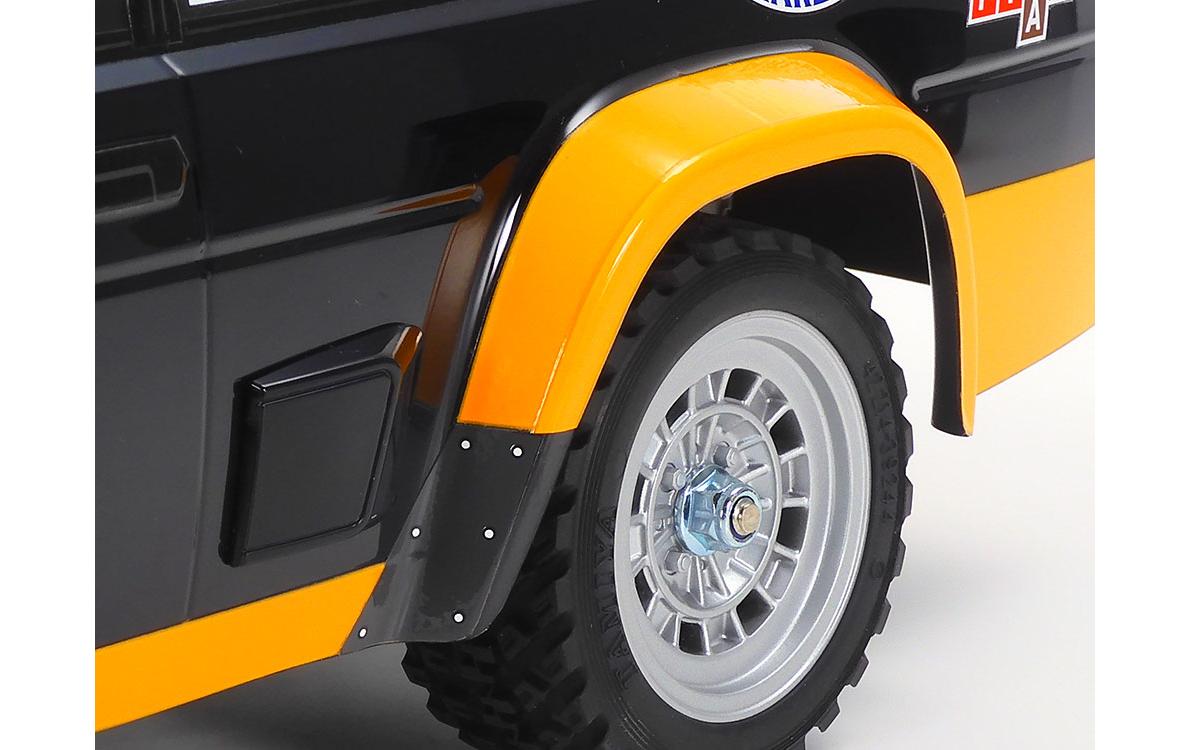 Rally Fiat 131 Abarth Olio MF-01X Bausatz, 1:10<br>Rally Modell auf Tamiya MF-01X Chassis mit Allradantrieb