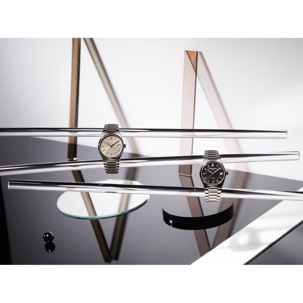 Montre Frédérique Constant femme automatique acier et caoutchouc