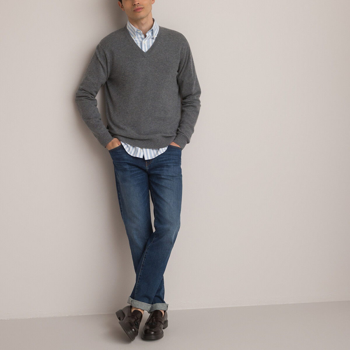 COLEÇÕES LA REDOUTE<br>Suéter de cashmere com decote em V, fabricado na Europa