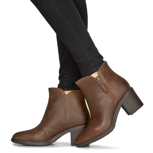 Clarks - SCENE ZIP - Camel