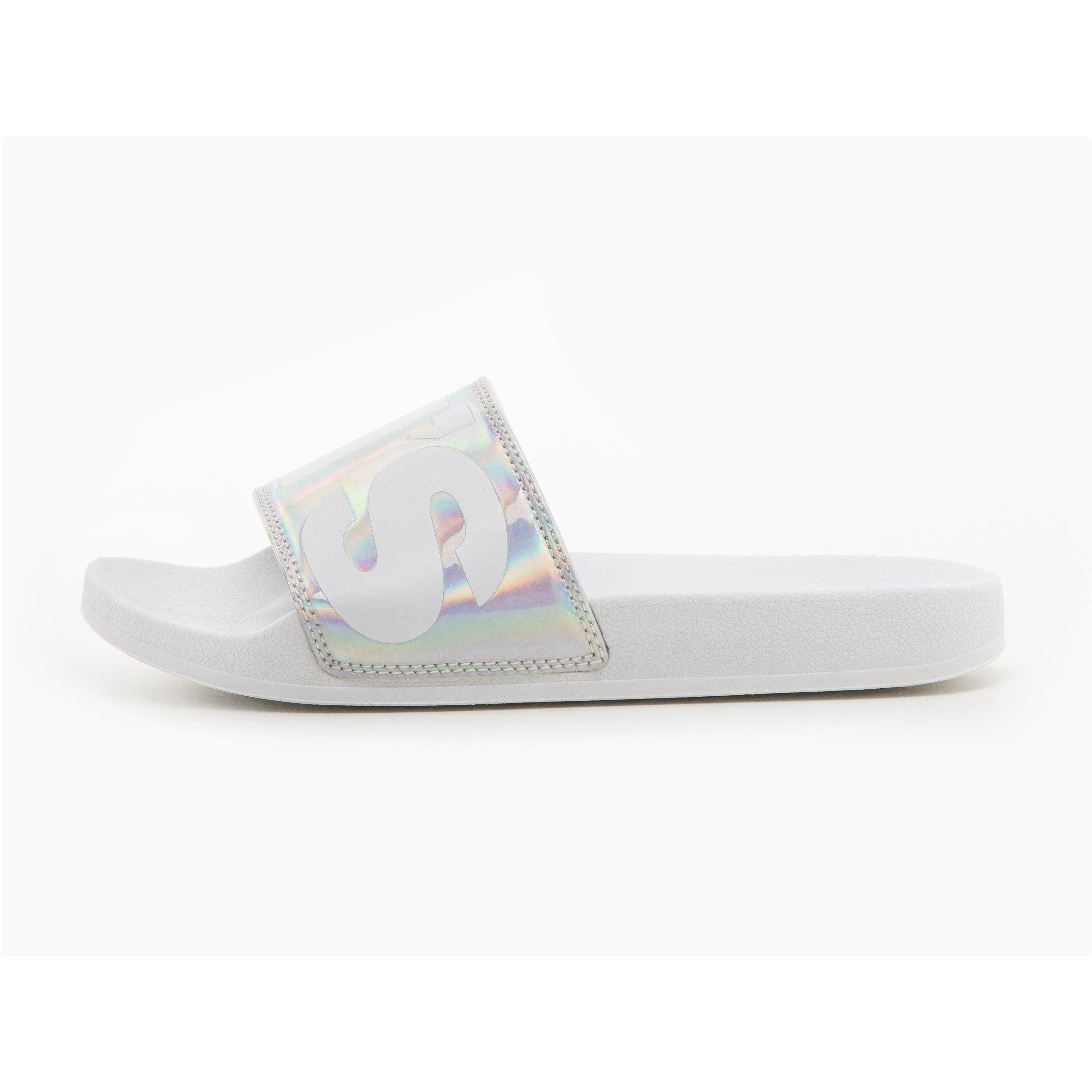 Levis June Sliders