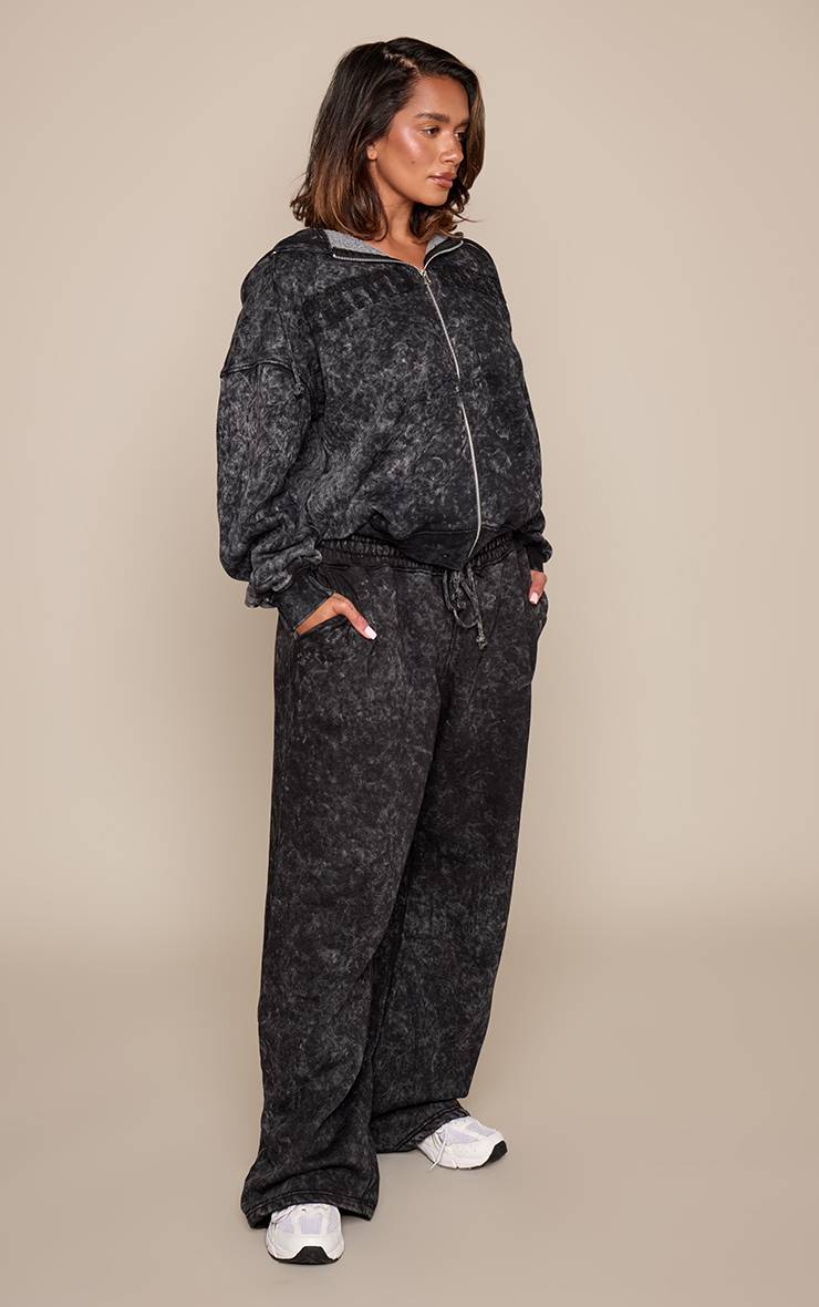 Noir Effet Croco Prettylittlething Shape Jogging Large À Jambes Évasées
