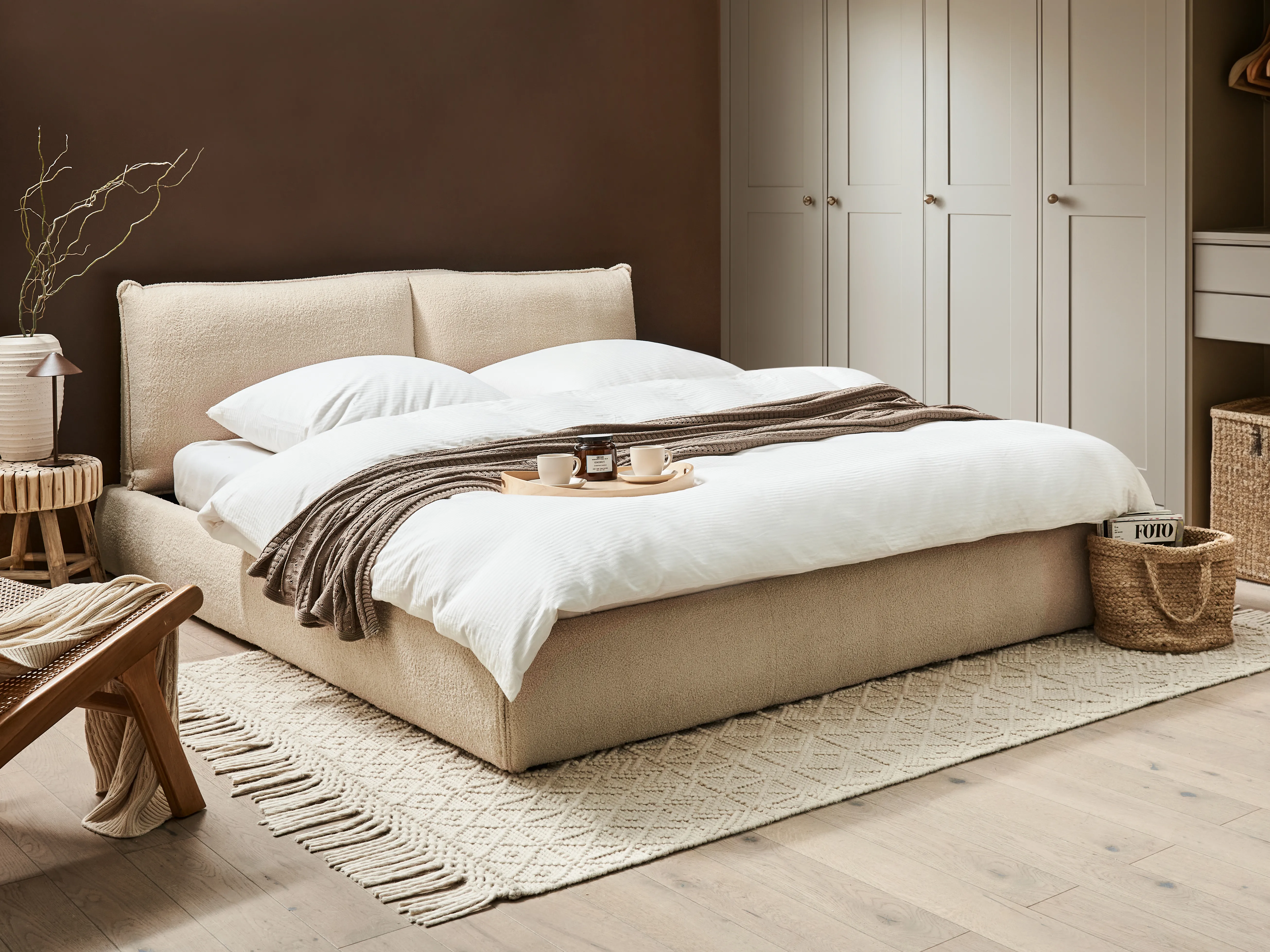 Bed Bouclé VINAY 180 x 200 cm Lichtbeige