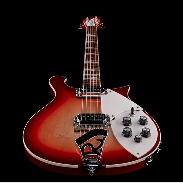 Rickenbacker 620 FG