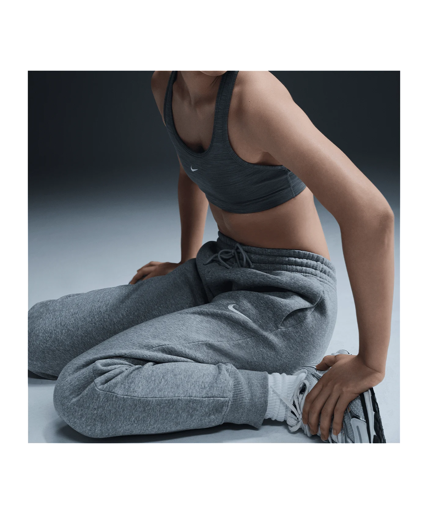 Nike Phoenix Fleece Mid Rose Jogginghose F063