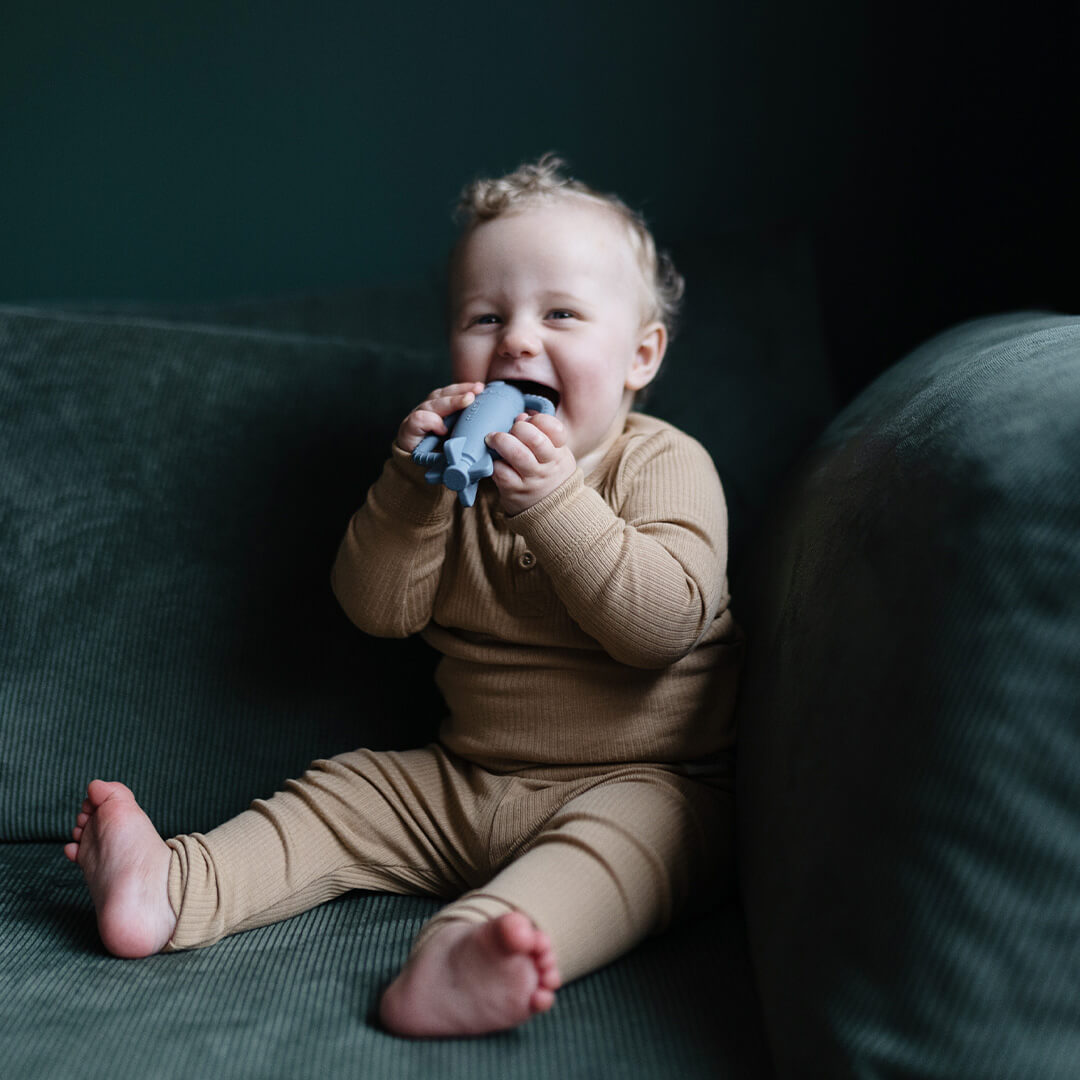 Mushie bijtspeelgoed met rammelaar raket