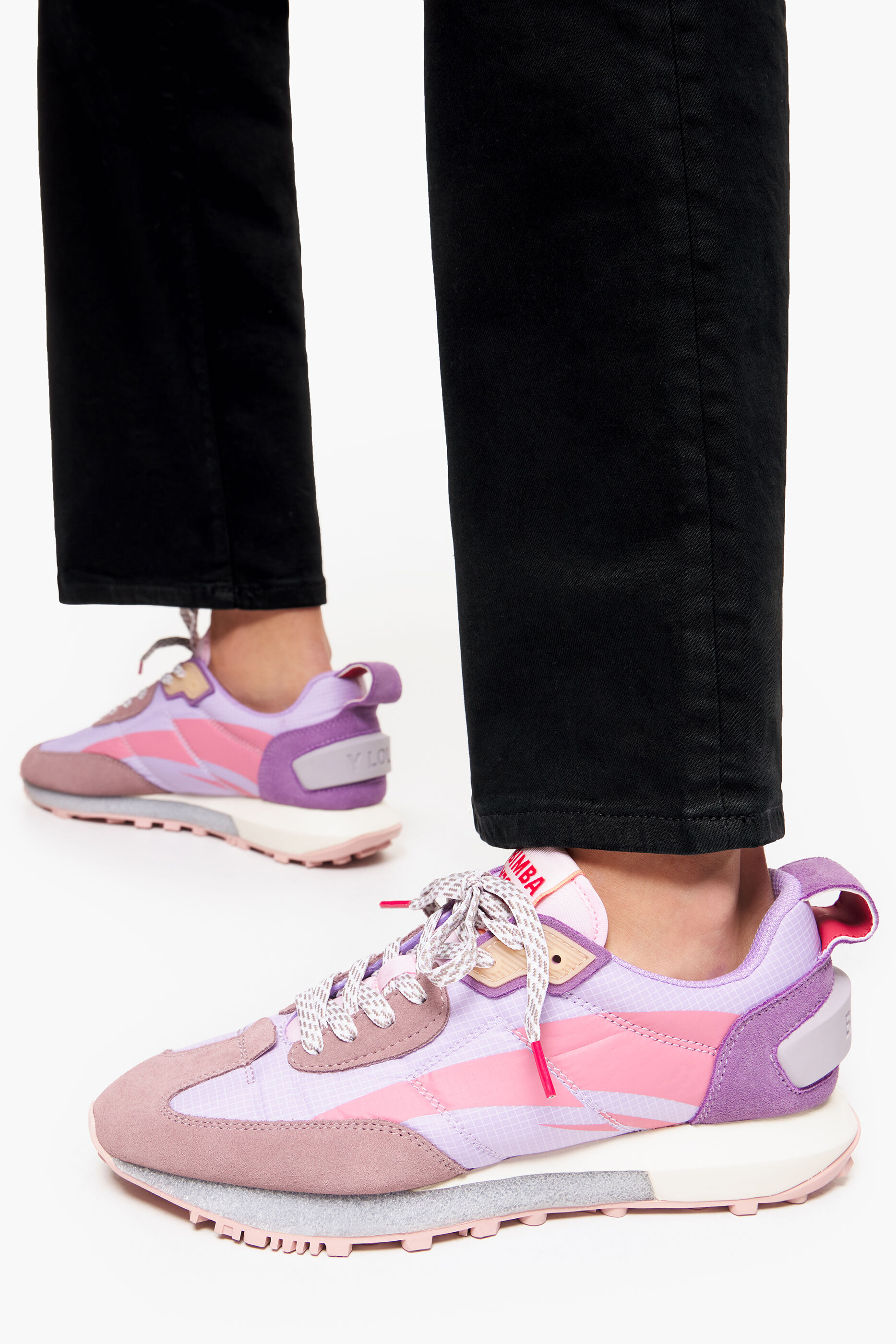 Calça jogger esportiva lilás