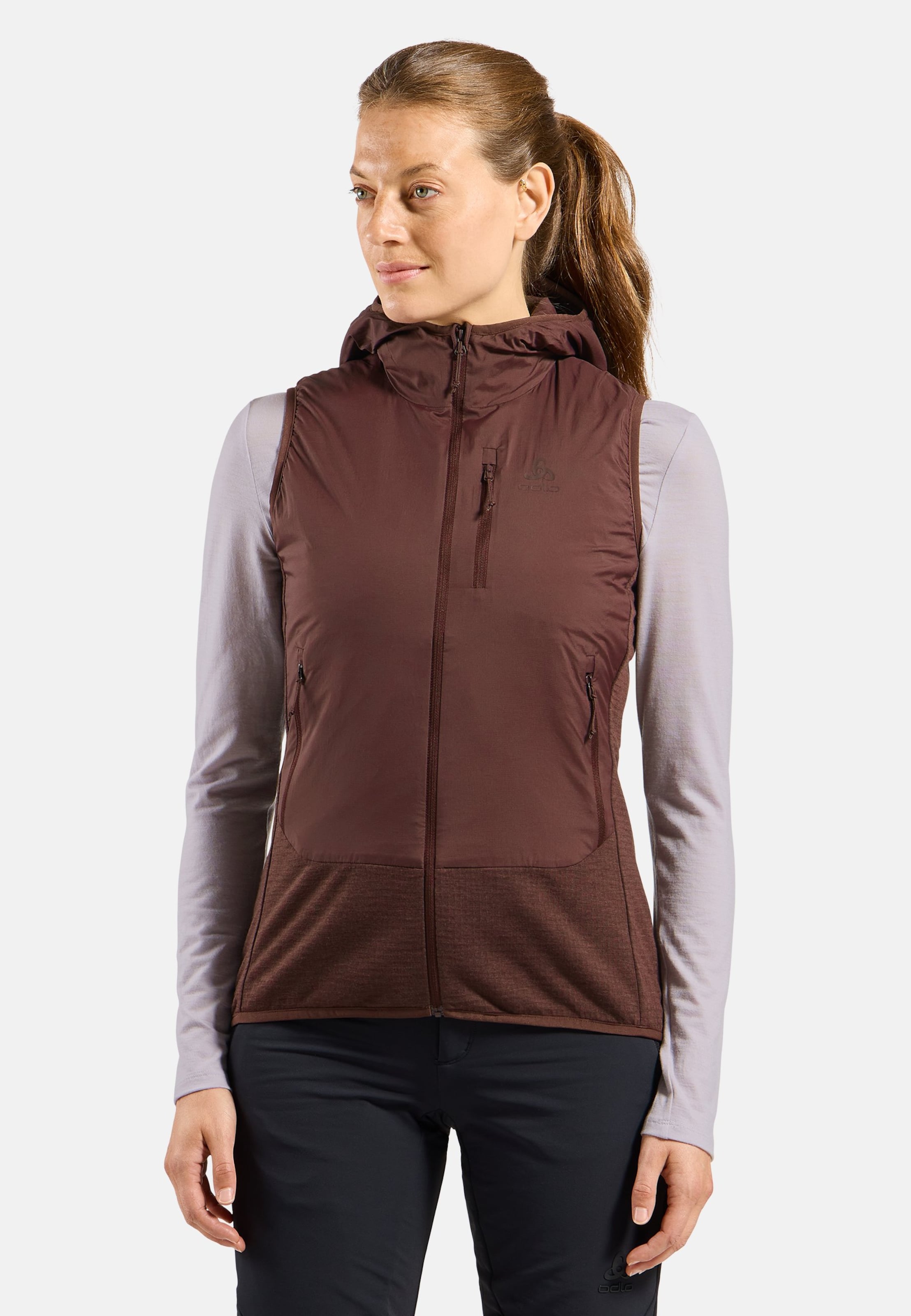 Isolierte Ascent Hybridweste mit Wolle in fudge