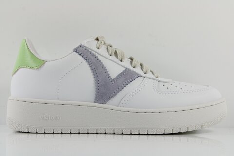 Victoria Sneaker