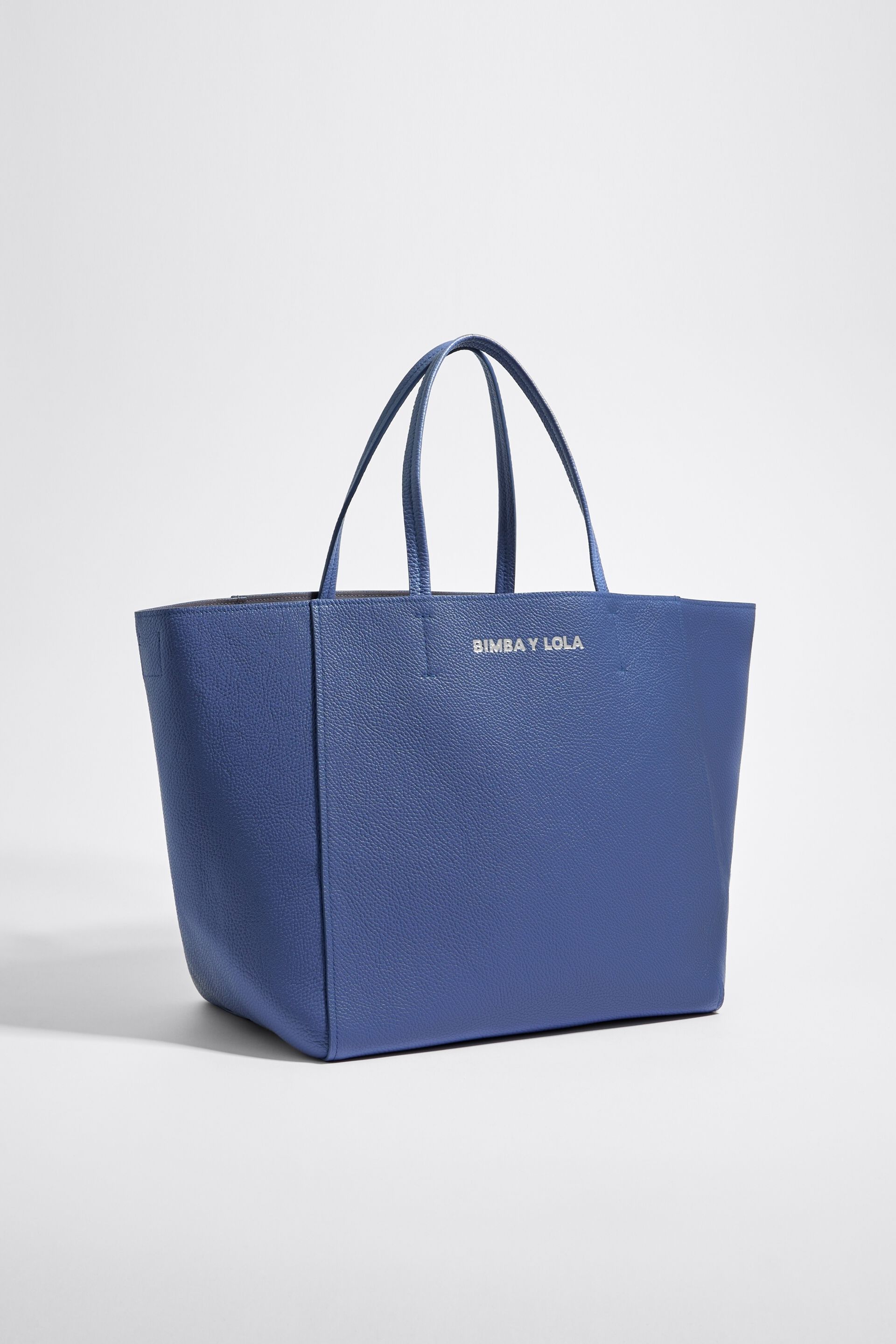 Bolsa de compras grande em couro lilás