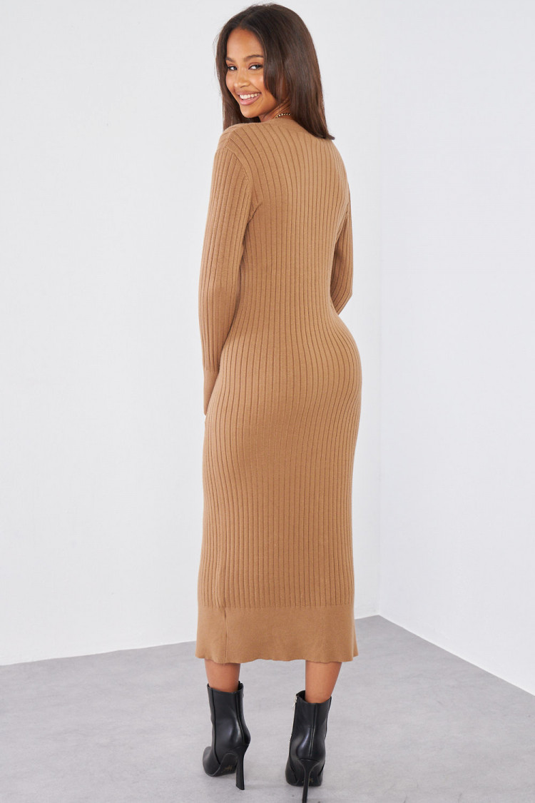 Robe beige foncé à boutons