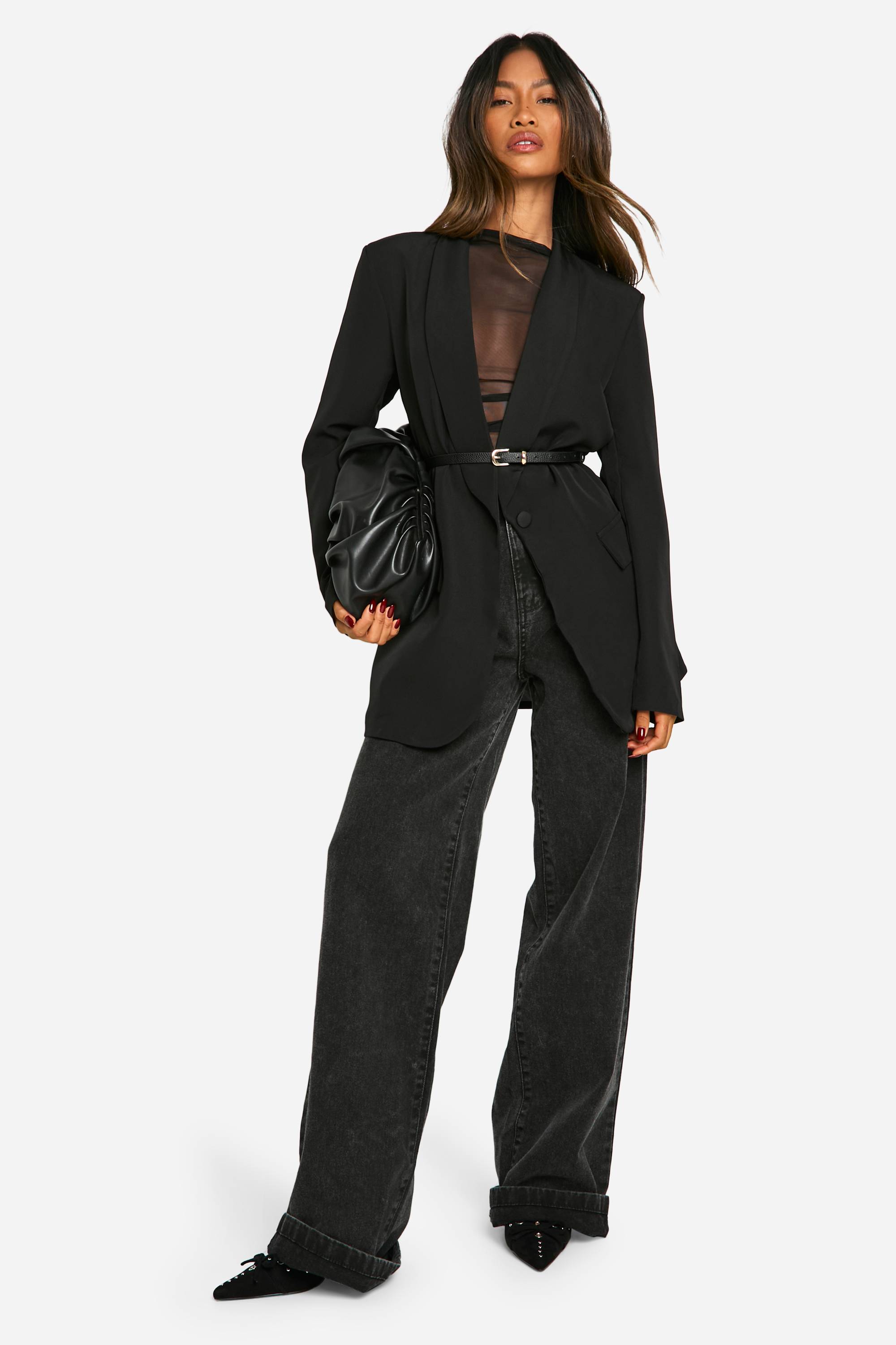 boohoo Blazer oversize à épaules rembourrées et décolleté plongeant