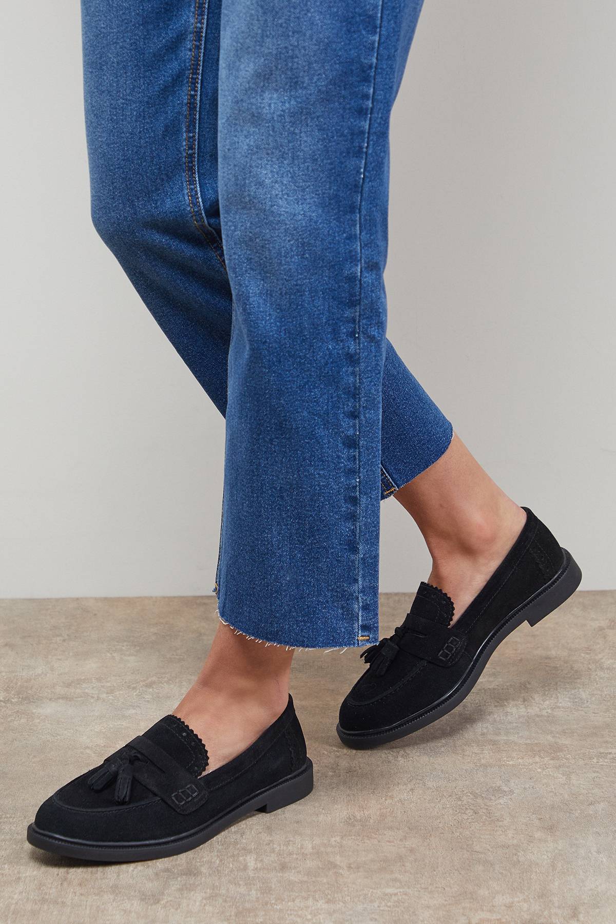 Oasis Mocassins à Pompons Bunny en Daim avec Détails Richelieu