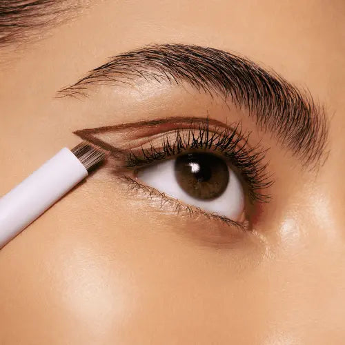 Eyeliner Brush 01 Just Wing it