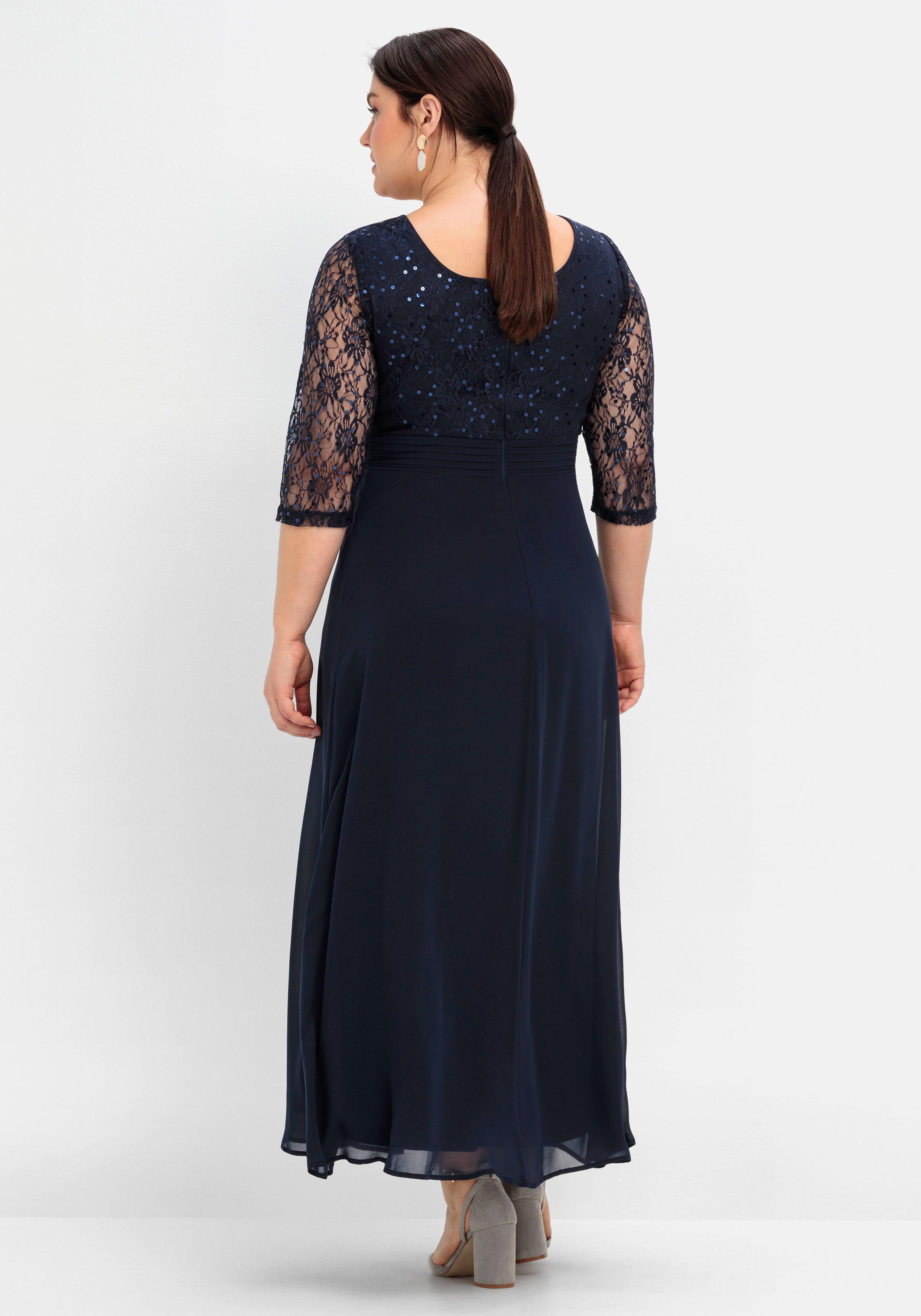 Abendkleid mit floraler Spitze