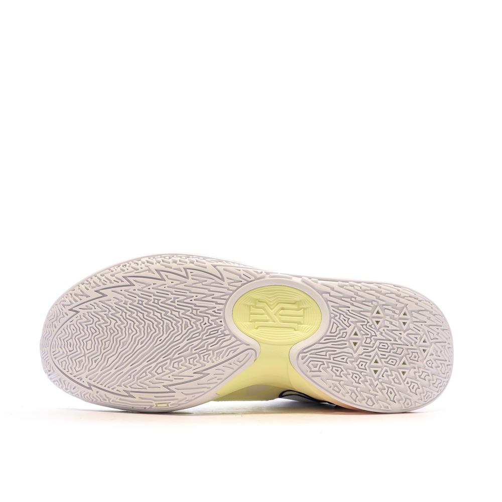 Nike Chaussures de Basketball Blanc/Jaune Homme Nike Kyrie Low 5