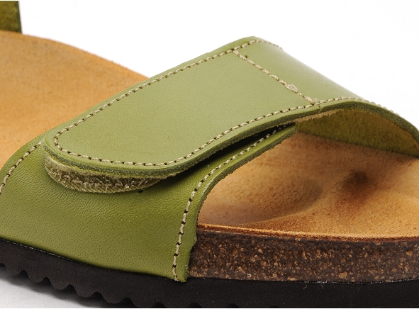 Spike nu pieds plats femme 105 vert