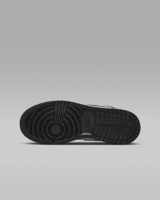 Air Jordan 1 Low Older Kids' Shoes