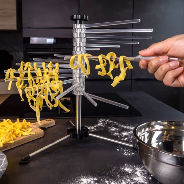 Pastahylde til ophængning og tørring af pasta