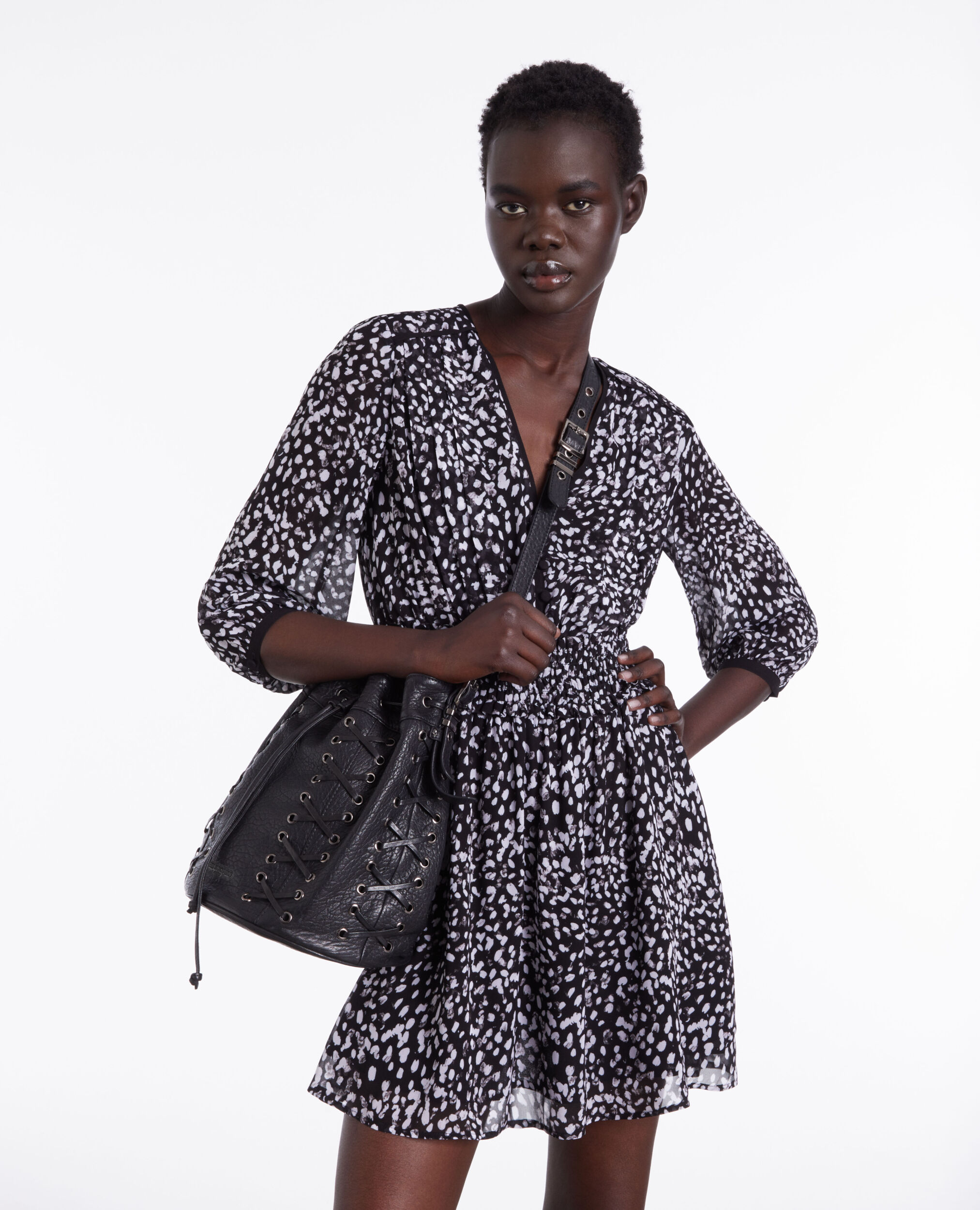 Robe courte imprimée avec smocks