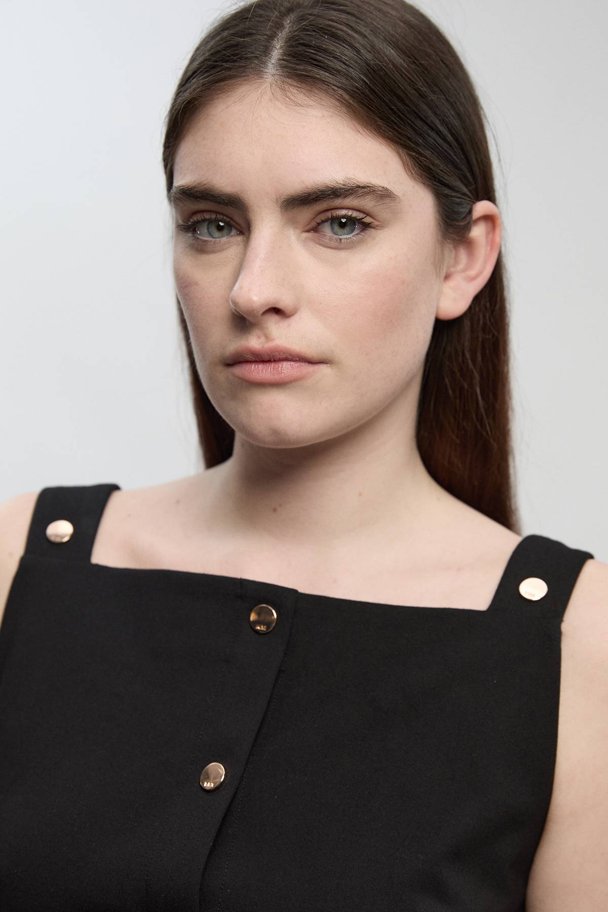 KarenMillen Robe Mini Plissée en Ponte avec Boutonnage Devant