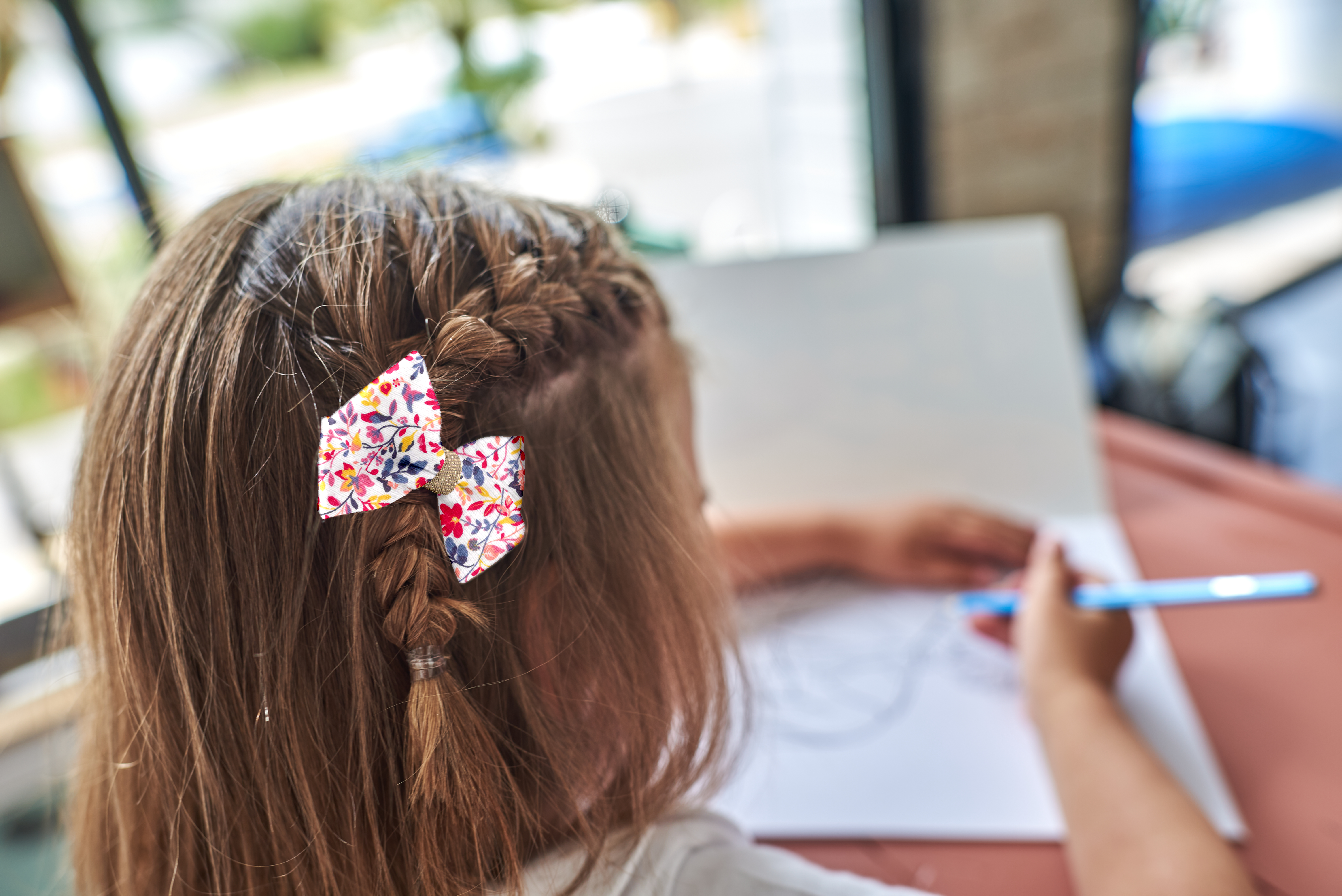 Petite Barrette Double Noeud Croisé Lianes Printanieres