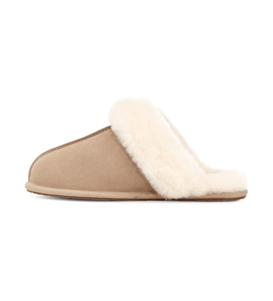 Pantufas de couro UGG W Scuffette II marrom