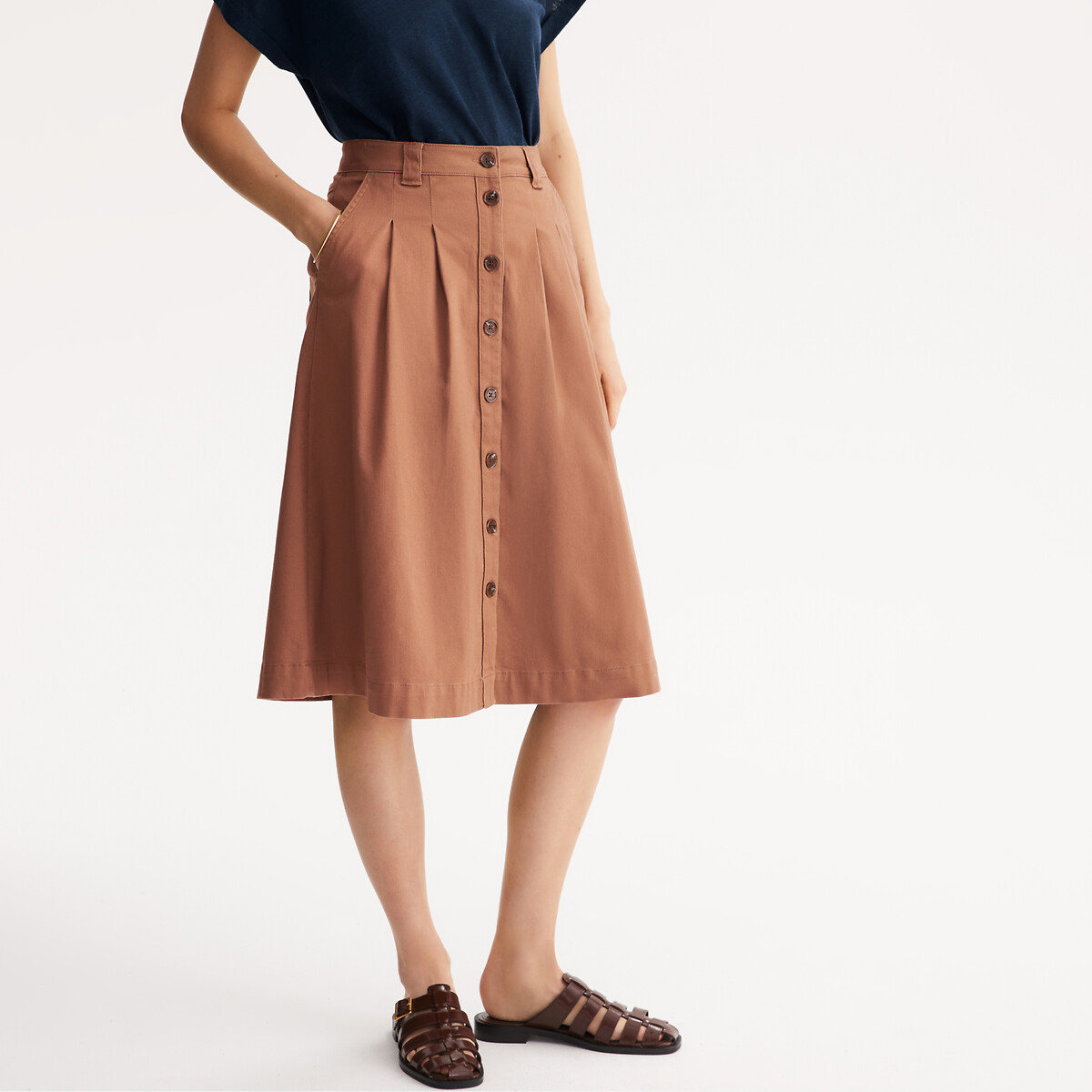 ANNE WEYBURN<br>Saia midi com botões e detalhes em bandeira