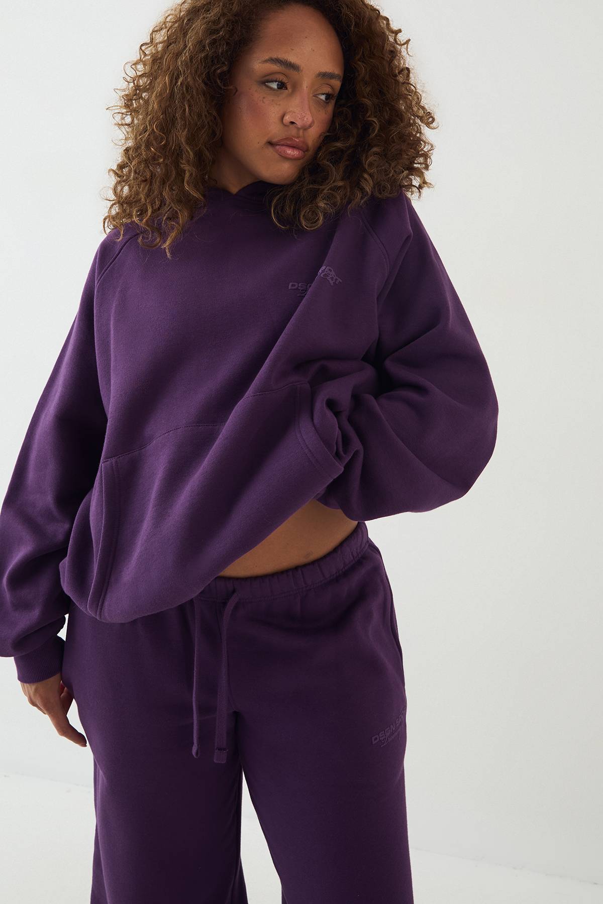 Jogging Jambe Droite DSGN Studio Sport Training Club