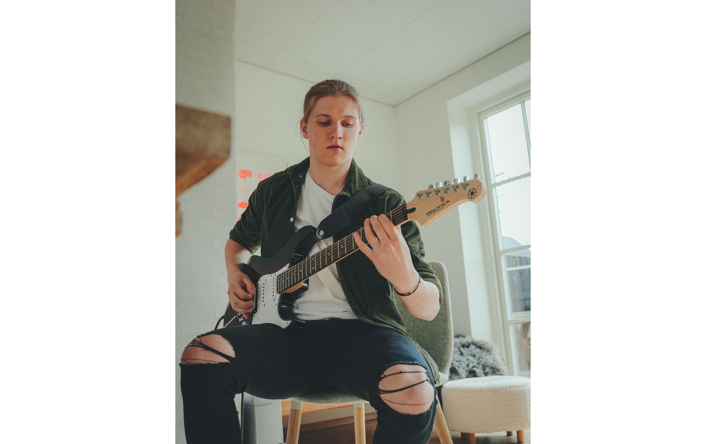 E-Gitarre PACIFICA 112 V – United Blue<br>E-Gitarre für Anfänger